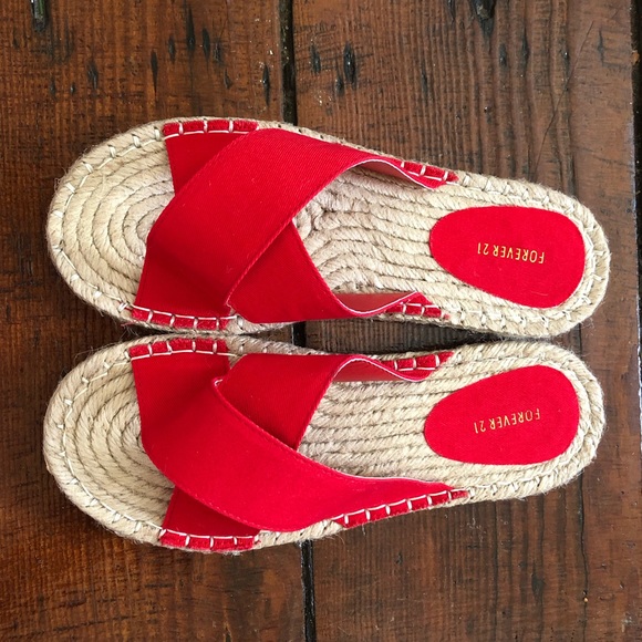 Forever 21 Sandals - Picture 3 of 4